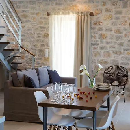 Ionian Horizon Τσουκαλάδες