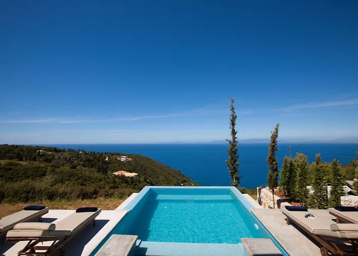 Ionian Horizon * Tsoukaládhes