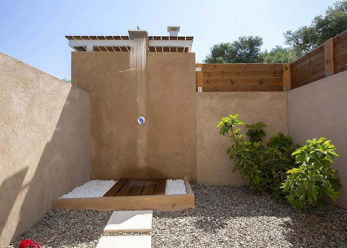 Ionian Horizon * Tsoukaládhes