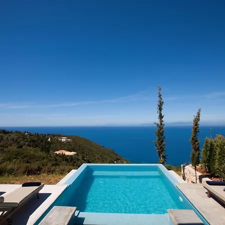 Ionian Horizon * Tsoukaladhes