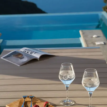 Ionian Horizon فيلة Tsoukaládhes