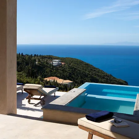 Ionian Horizon * Tsoukaládhes