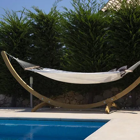 Ionian Horizon فيلة Tsoukaládhes