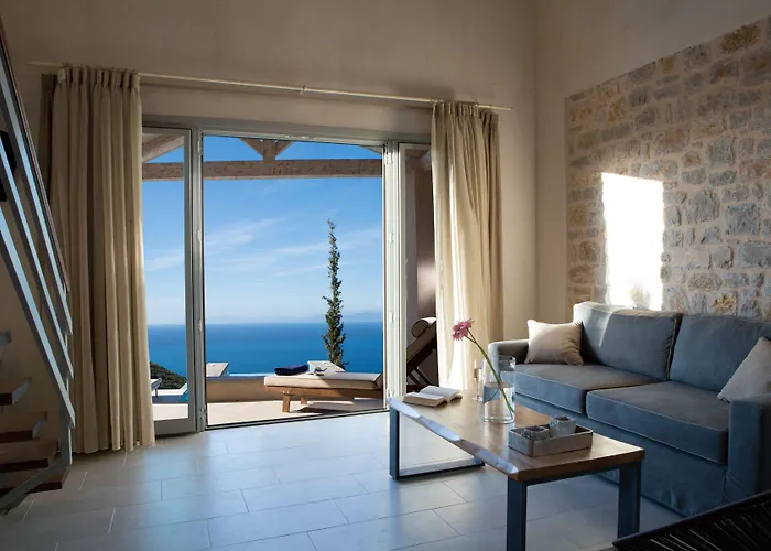 Ionian Horizon Τσουκαλάδες